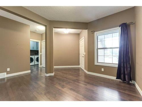 532 Everbrook Way Sw, Calgary, AB - Indoor Photo Showing Other Room