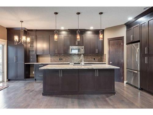 532 Everbrook Way Sw, Calgary, AB - Indoor Photo Showing Kitchen With Upgraded Kitchen