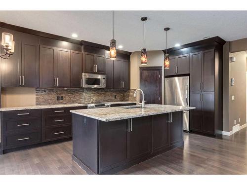 532 Everbrook Way Sw, Calgary, AB - Indoor Photo Showing Kitchen With Upgraded Kitchen