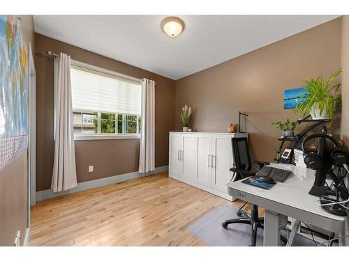 53 Sandpiper Drive, Didsbury, AB - Indoor Photo Showing Office