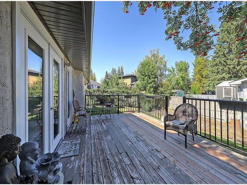 36 Oakbury Place Sw, Calgary, AB - Outdoor With Deck Patio Veranda With Exterior