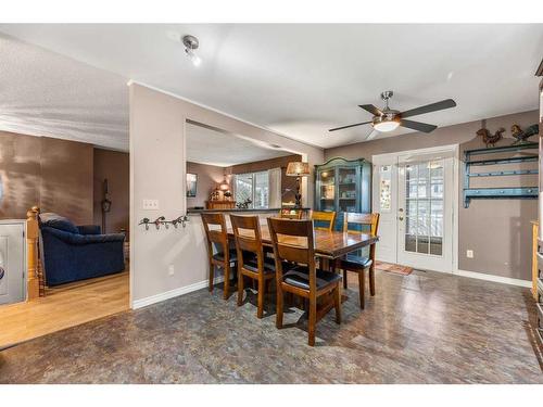 925 22 Street, Didsbury, AB - Indoor Photo Showing Dining Room