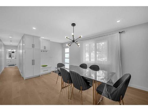 7216 5 Street Sw, Calgary, AB - Indoor Photo Showing Dining Room