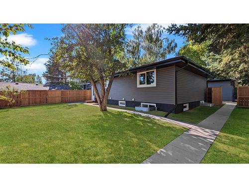 8232 5 Street Sw, Calgary, AB - Outdoor With Backyard