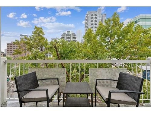 401-525 13 Avenue Sw, Calgary, AB - Outdoor With Deck Patio Veranda