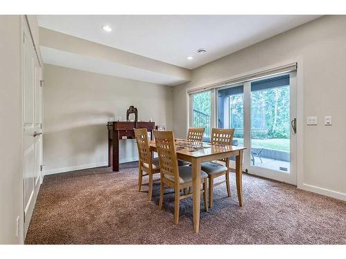 24 Ascot Place Sw, Calgary, AB - Indoor Photo Showing Dining Room