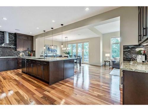 24 Ascot Place Sw, Calgary, AB - Indoor Photo Showing Kitchen With Upgraded Kitchen