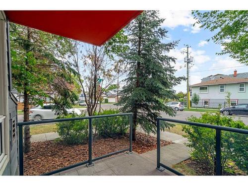 102-805 4 Street Ne, Calgary, AB - Outdoor