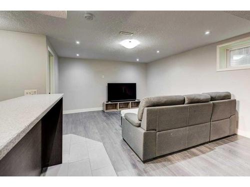 32 Chaparral Valley Terrace Se, Calgary, AB - Indoor