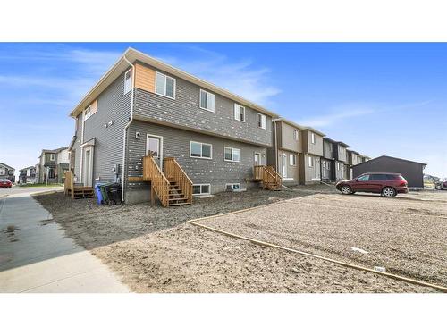 89 Corner Glen Row Ne, Calgary, AB - Outdoor