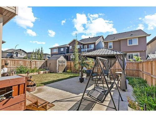 221 Corner Meadows Manor Ne, Calgary, AB - Outdoor