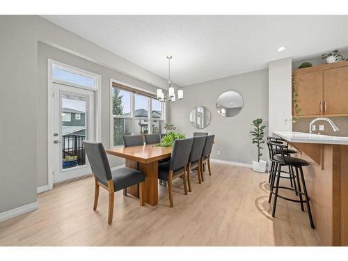 18 Masters Villas Se, Calgary, AB - Indoor Photo Showing Dining Room