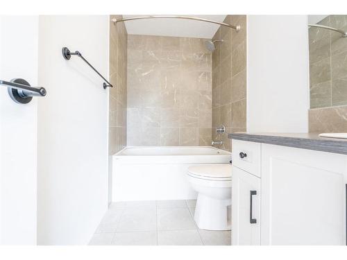 147 Dawson Harbour Hill, Chestermere, AB - Indoor Photo Showing Bathroom