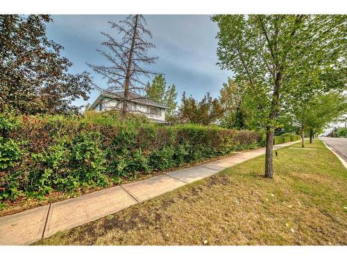 224 1 Avenue Ne, Airdrie, AB - Outdoor