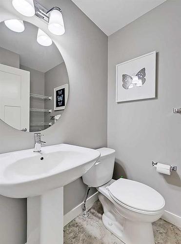 644 Skyview Ranch Grove Ne, Calgary, AB - Indoor Photo Showing Bathroom