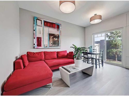 644 Skyview Ranch Grove Ne, Calgary, AB - Indoor Photo Showing Living Room