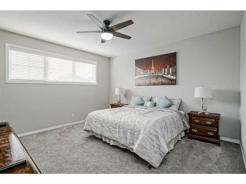 182 Cityside Common Ne, Calgary, AB - Indoor Photo Showing Bedroom