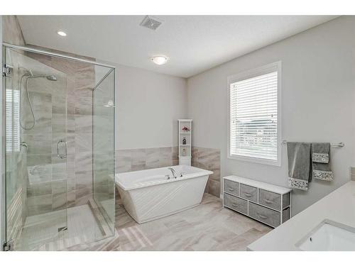 182 Cityside Common Ne, Calgary, AB - Indoor Photo Showing Bathroom