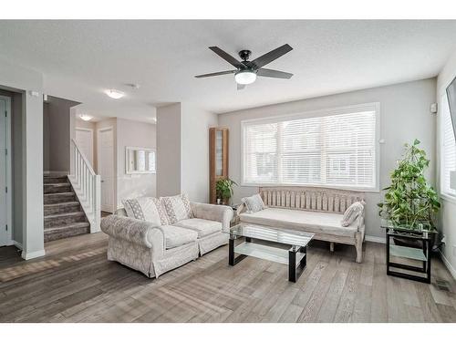 182 Cityside Common Ne, Calgary, AB - Indoor Photo Showing Living Room