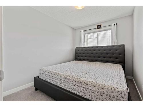 252 Pantego Lane Nw, Calgary, AB - Indoor Photo Showing Bedroom