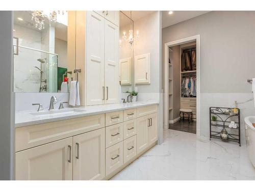 51 Cranleigh Mews Se, Calgary, AB - Indoor Photo Showing Bathroom