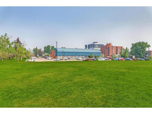 2629 And 2631 25 Avenue Sw, Calgary, AB - Outdoor With View