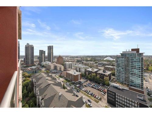 1708-135 13 Avenue Sw, Calgary, AB - Outdoor With View