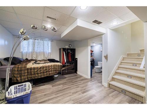 5 Country Village Gate Ne, Calgary, AB - Indoor