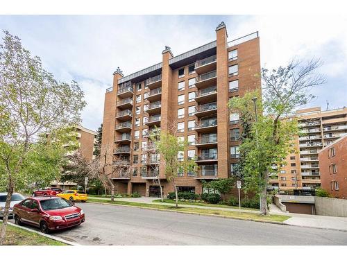 801-1323 15 Avenue Sw, Calgary, AB - Outdoor With Balcony With Facade