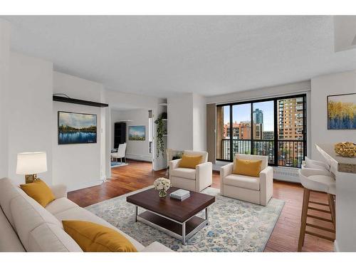 801-1323 15 Avenue Sw, Calgary, AB - Indoor Photo Showing Living Room