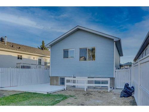 7994 Laguna Way Ne, Calgary, AB - Outdoor