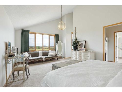 386109 128 Street West, Rural Foothills County, AB - Indoor Photo Showing Bedroom