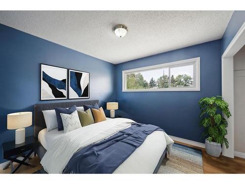 2407 37 Street Se, Calgary, AB - Indoor Photo Showing Bedroom