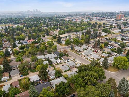 2407 37 Street Se, Calgary, AB - Outdoor With View