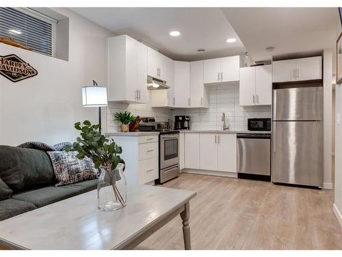 11 Seton Gardens Se, Calgary, AB - Indoor Photo Showing Kitchen