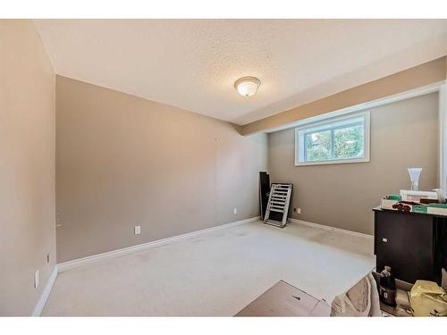 11194 Hidden Valley Drive Nw, Calgary, AB - Indoor