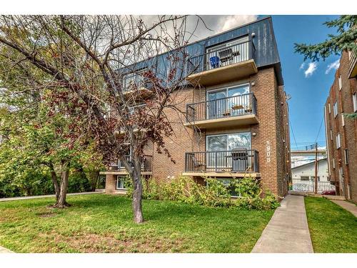 202-1908 11 Avenue Sw, Calgary, AB - Outdoor With Balcony