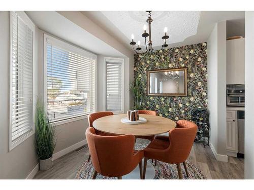 102-1516 11 Avenue Sw, Calgary, AB - Indoor Photo Showing Dining Room