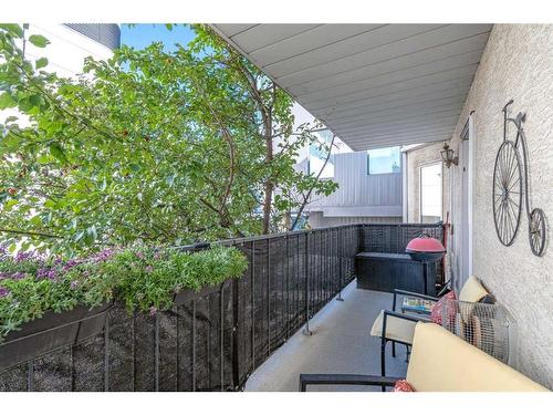 102-1516 11 Avenue Sw, Calgary, AB - Outdoor With Exterior