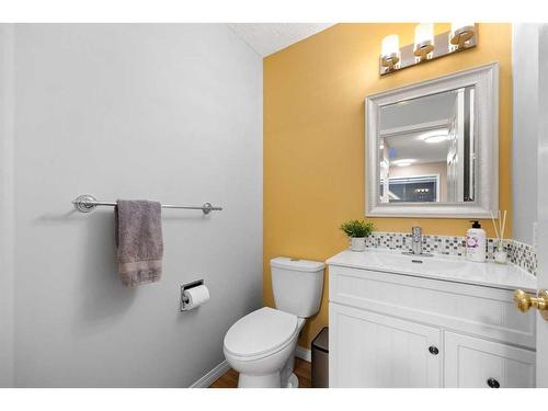 152 Chaparral Crescent Se, Calgary, AB - Indoor Photo Showing Bathroom