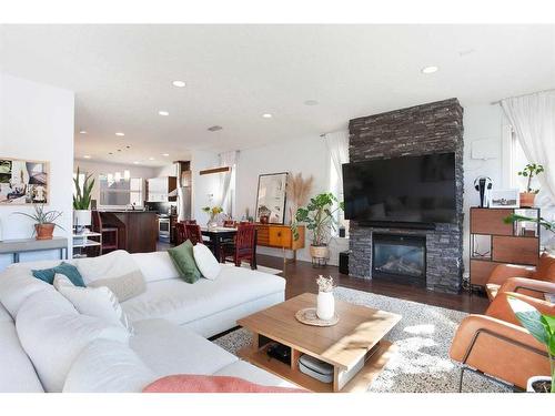 1716 35 Avenue Sw, Calgary, AB - Indoor Photo Showing Living Room With Fireplace