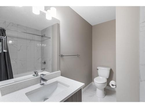 406-95 Skyview Close Ne, Calgary, AB - Indoor Photo Showing Bathroom