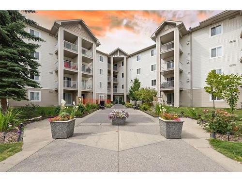 426-1717 60 Street Se, Calgary, AB - Outdoor With Balcony With Facade