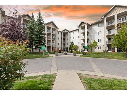 426-1717 60 Street Se, Calgary, AB - Outdoor With Balcony With Facade