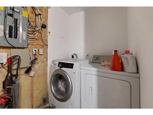 42 Martha'S Close Ne, Calgary, AB - Indoor Photo Showing Laundry Room