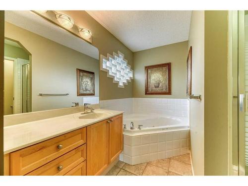 55 Bridlepost Green Sw, Calgary, AB - Indoor Photo Showing Bathroom