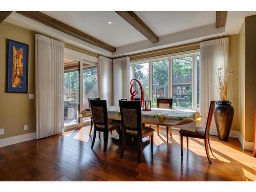 915 24 Avenue Nw, Calgary, AB - Indoor Photo Showing Dining Room