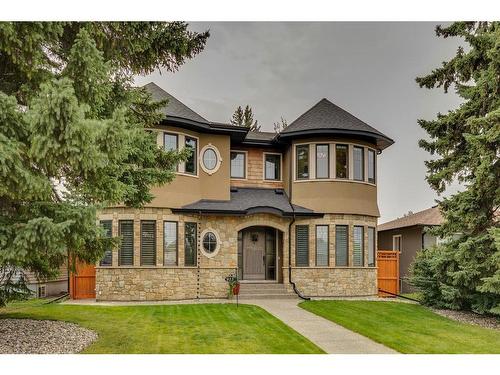 915 24 Avenue Nw, Calgary, AB - Outdoor With Facade