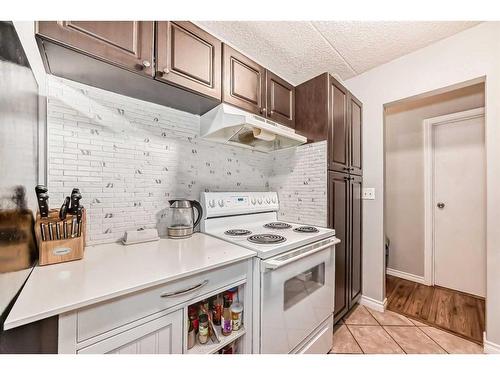 505-128 15 Avenue Sw, Calgary, AB - Indoor Photo Showing Kitchen