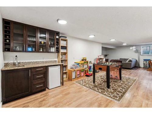 2720 Richmond Road Sw, Calgary, AB - Indoor Photo Showing Other Room